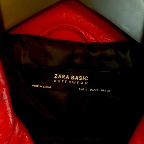 Zara size s . Classic garment. Beautiful blood red colour. Excellent condition! - Picture 3 of 3